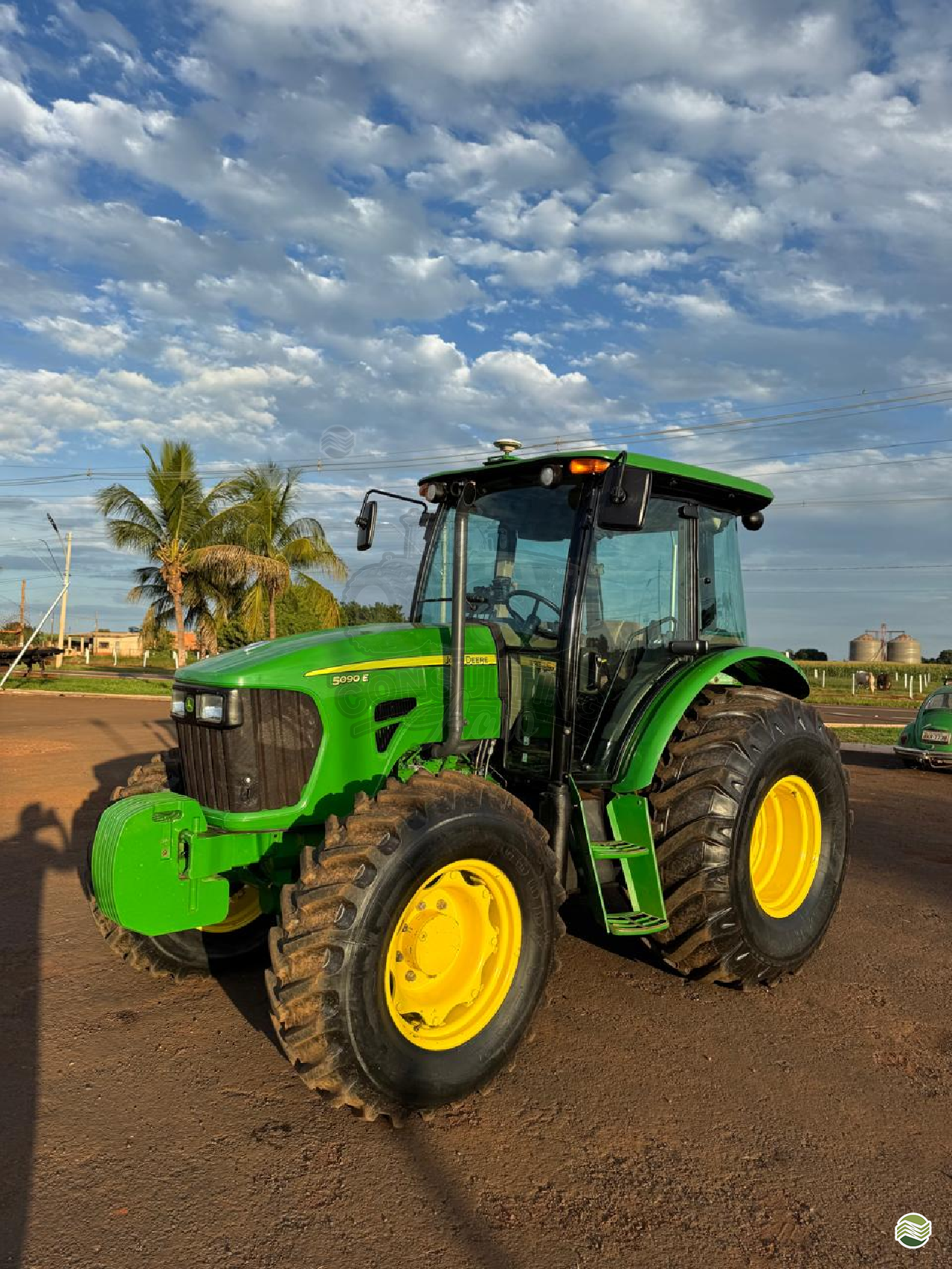 TRATOR JOHN DEERE JOHN DEERE 5090E Tração 4x4 Consulting Agro ITUVERAVA SÃO PAULO SP